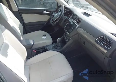 2018 Volkswagen Tiguan 2.0T Se/2.0T Sel из США, поврежденный, VIN 3VV3B7AX4JM028007